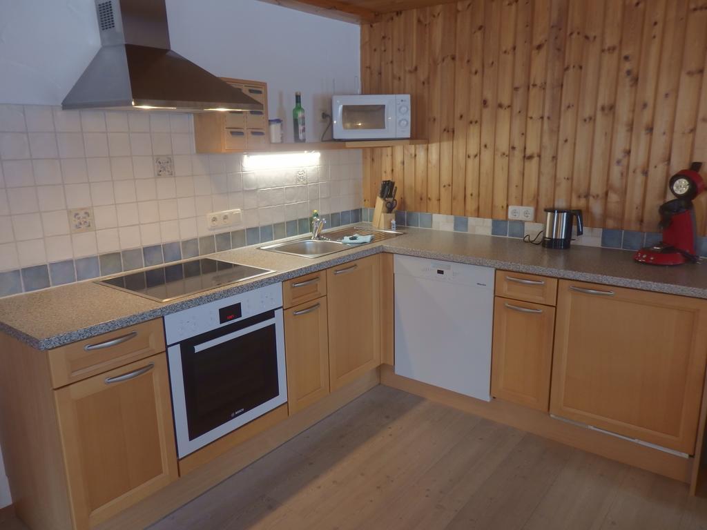 Apartment Rothenlehen Bischofswiesen Ruang foto